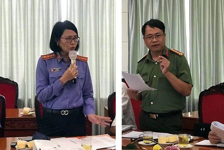Bà Lê Thị Đông, đại diện VKSND TP.HCM (trái) và ông Nguyễn Văn Chung, đến từ Trường ĐH An ninh nhân dân (phải), phát biểu tại hội thảo. Ảnh: THANH TUYỀN