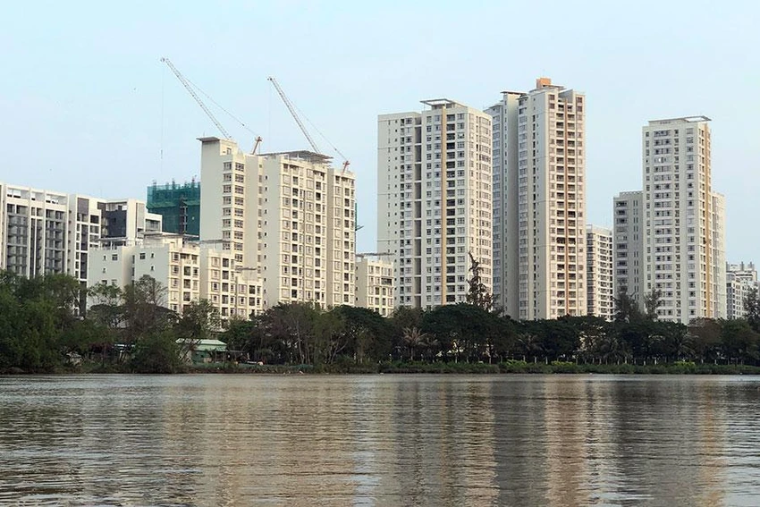 Thời gian qua, vấn đề về thời hạn sở hữu chung cư được người dân đặc biệt quan tâm vì liên quan đến quyền tài sản. Ảnh minh họa: QUANG HUY Thời gian qua, vấn đề về thời hạn sở hữu chung cư được người dân đặc biệt quan tâm vì liên quan đến quyền tài sản. Ảnh minh họa: QUANG HUY