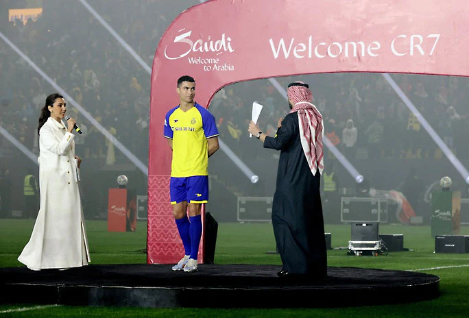 Sau lễ ra mắt hoành tráng, Ronaldo còn gặp nhiều khó khăn khách quan khiến chưa thể ra sân được. Ảnh: GETTY IMAGES