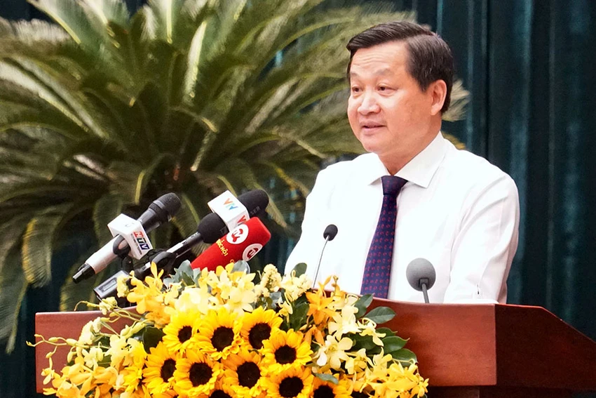 Phó Thủ tướng Lê Minh Khái yêu cầu các ban, bộ, ngành, cơ quan trung ương và các địa phương hỗ trợ nguồn lực để TP phát triển xứng tầm. Ảnh: B.PHƯƠNG Phó Thủ tướng Lê Minh Khái yêu cầu các ban, bộ, ngành, cơ quan trung ương và các địa phương hỗ trợ nguồn lực để TP phát triển xứng tầm. Ảnh: B.PHƯƠNG