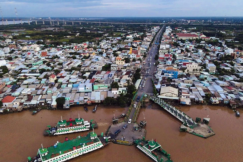 Phà Bình Khánh, nơi tương lai sẽ hình thành cầu Cần Giờ nối hai huyện Nhà Bè và Cần Giờ. Ảnh: ĐÀO TRANG Phà Bình Khánh, nơi tương lai sẽ hình thành cầu Cần Giờ nối hai huyện Nhà Bè và Cần Giờ. Ảnh: ĐÀO TRANG