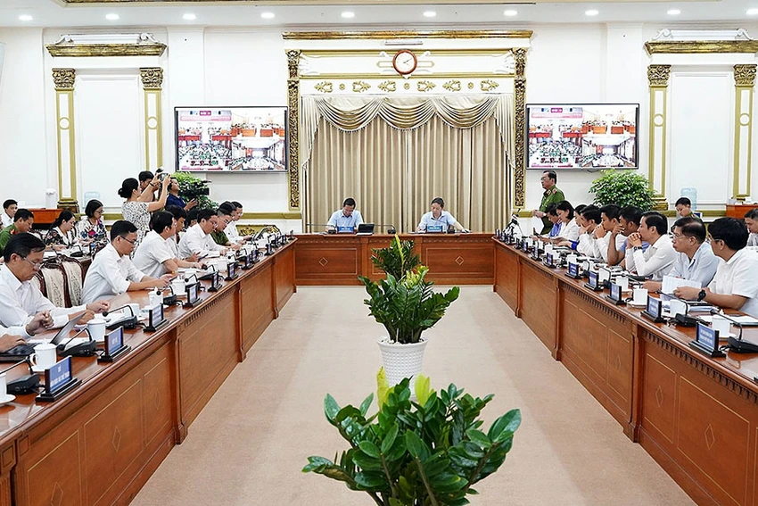 Toàn cảnh hội nghị. Ảnh: NGUYỄN YÊN Toàn cảnh hội nghị. Ảnh: NGUYỄN YÊN