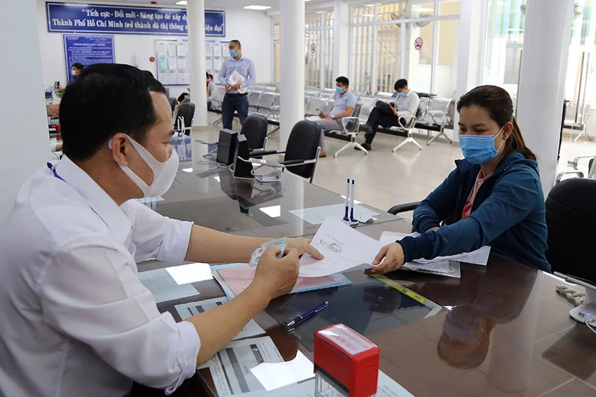Năm 2022, TP.HCM đã hoàn thành công tác thi tuyển 13 chức danh lãnh đạo, quản lý ở bảy cơ quan, đơn vị. Ảnh minh họa: HOÀNG GIANG Năm 2022, TP.HCM đã hoàn thành công tác thi tuyển 13 chức danh lãnh đạo, quản lý ở bảy cơ quan, đơn vị. Ảnh minh họa: HOÀNG GIANG