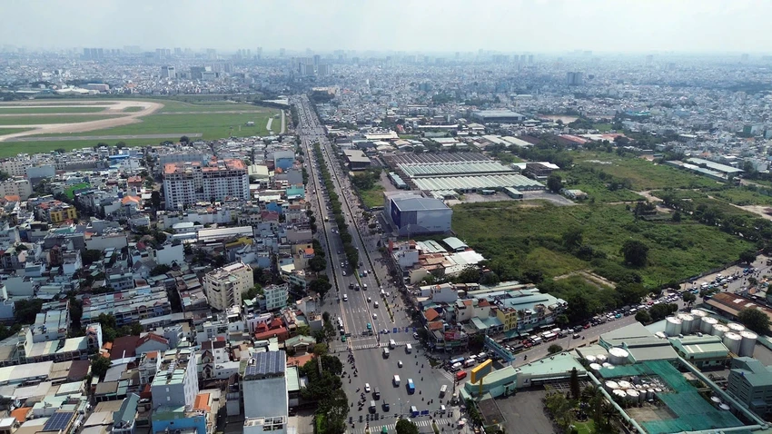 p8+9_bai-phongvan-dsdt-h3-thylan1.jpg
