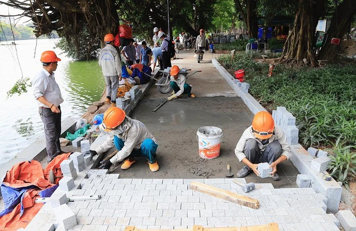 Hà Nội lát đá tự nhiên vĩnh cửu quanh Hồ Gươm ảnh 1