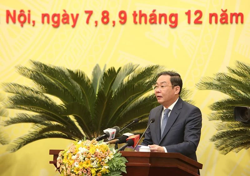 Ông Lê Hồng Sơn, Phó Chủ tịch thường trực UBND TP Hà Nội được phân công tạm thời điều hành công tác của Ban cán sự Đảng UBND TP và UBND TP Hà Nội trong thời gian tới. Ông Lê Hồng Sơn, Phó Chủ tịch thường trực UBND TP Hà Nội được phân công tạm thời điều hành công tác của Ban cán sự Đảng UBND TP và UBND TP Hà Nội trong thời gian tới.