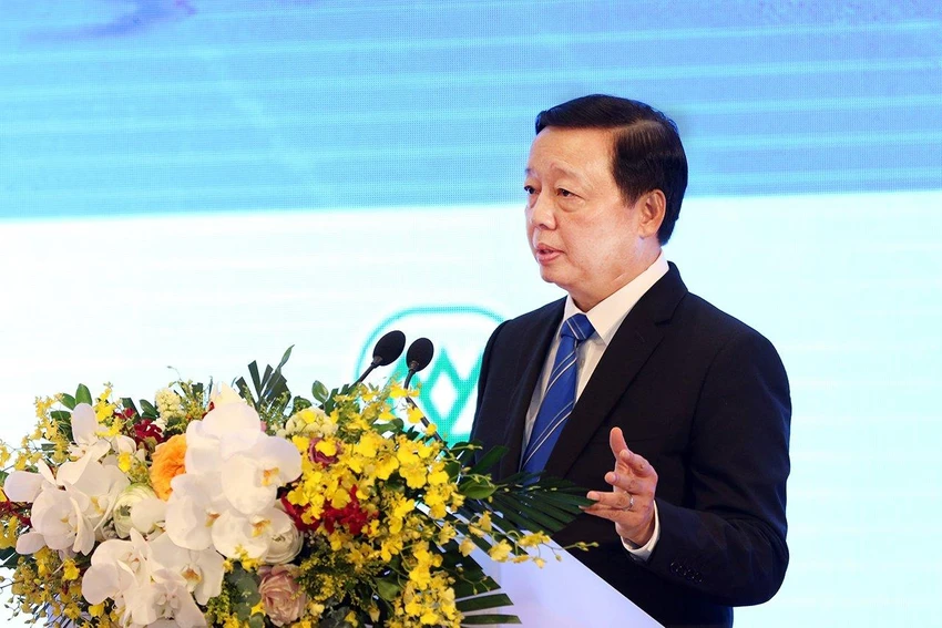 Bộ trưởng TN&MT Trần Hồng Hà: Việt Nam cũng đặt ra lộ trình thay thế các nhiên liệu, sản phẩm sử dụng nguyên liệu nguy hại. Ảnh: TP Bộ trưởng TN&MT Trần Hồng Hà: Việt Nam cũng đặt ra lộ trình thay thế các nhiên liệu, sản phẩm sử dụng nguyên liệu nguy hại. Ảnh: TP