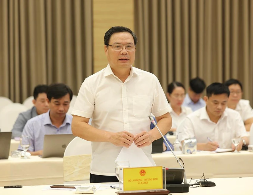 Thứ trưởng Bộ LĐTB&XH Lê Văn Thanh Thứ trưởng Bộ LĐTB&XH Lê Văn Thanh