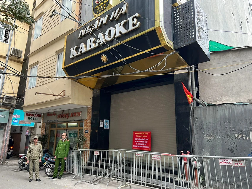 Quán karaoke Ngân Hà, cơ sở vừa được UBND quận Ba Đình đề xuất xử phạt 188 triệu đồng vì có nhiều hành vi vi phạm hành chính (Ảnh: TP) Quán karaoke Ngân Hà, cơ sở vừa được UBND quận Ba Đình đề xuất xử phạt 188 triệu đồng vì có nhiều hành vi vi phạm hành chính (Ảnh: TP)