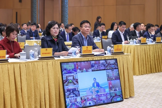 Thủ tướng Chính phủ Phạm Minh Chính đang chủ trì Hội nghị trực tuyến toàn quốc “Tháo gỡ khó và thúc đẩy thị trường BĐS phát triển an toàn, lành mạnh, bền vững”. Ảnh: VGP Thủ tướng Chính phủ Phạm Minh Chính đang chủ trì Hội nghị trực tuyến toàn quốc “Tháo gỡ khó và thúc đẩy thị trường BĐS phát triển an toàn, lành mạnh, bền vững”. Ảnh: VGP