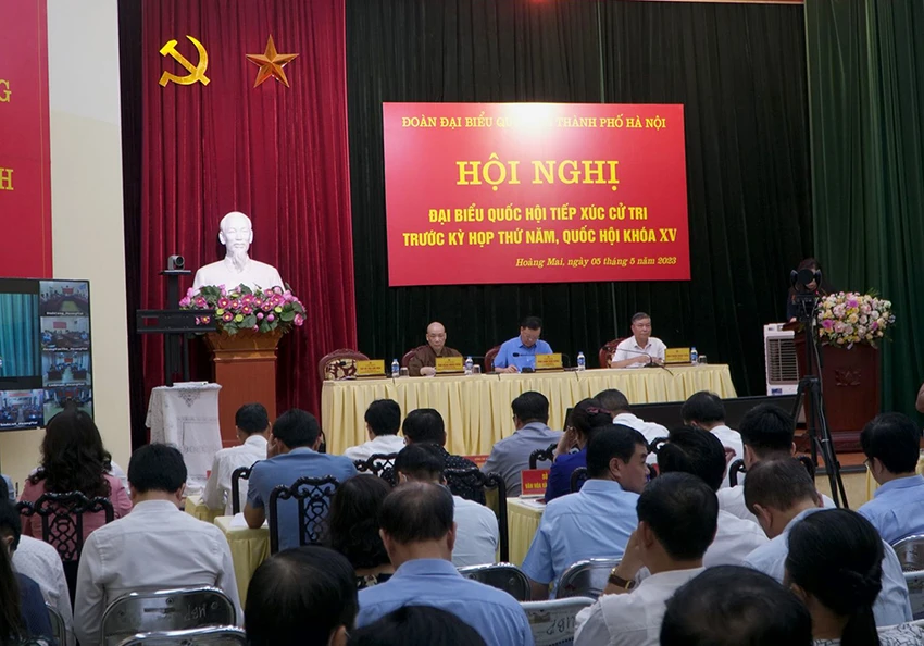 Cử tri Hà Nội phản ánh về việc thiếu trường học, bãi đỗ xe ảnh 1 Cử tri Hà Nội phản ánh về việc thiếu trường học, bãi đỗ xe ảnh 1