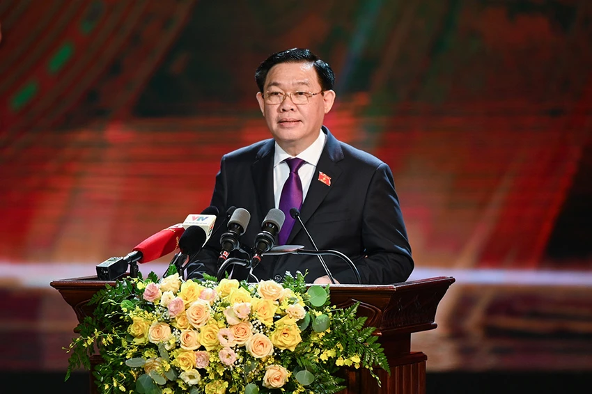 Chủ tịch Quốc hội Vương Đình Huệ (QH) Chủ tịch Quốc hội Vương Đình Huệ (QH)