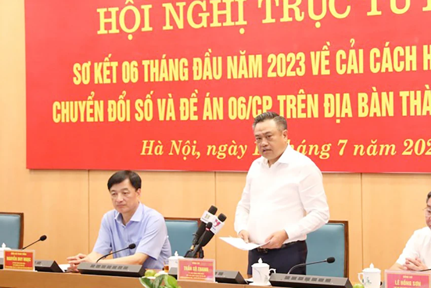 Chủ tịch UBND TP Hà Nội Trần Sỹ Thanh (Ảnh: TP) Chủ tịch Hà Nội