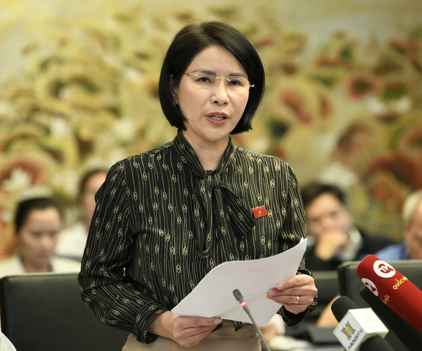 tran-thi-nhi-ha1.jpg