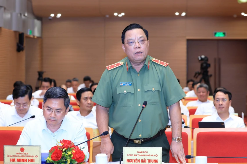 Giám đốc Công an Hà Nội: Có hộ dân ăn chẳng đủ, sao tính việc mua bình chữa cháy