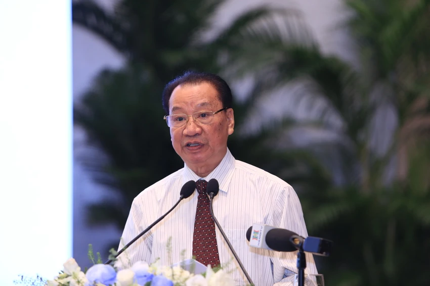 Thu-do-ha-noi-Phung-Huu-Phu.jpg