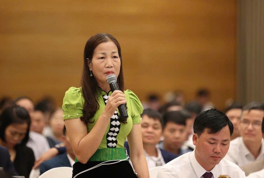bo-truong-tnmt-nong-dan-noi.jpg