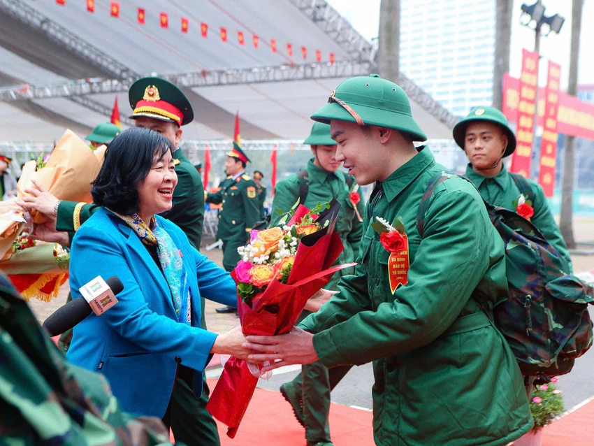 bi-thu-thanh-uy-ha-noi.jpg