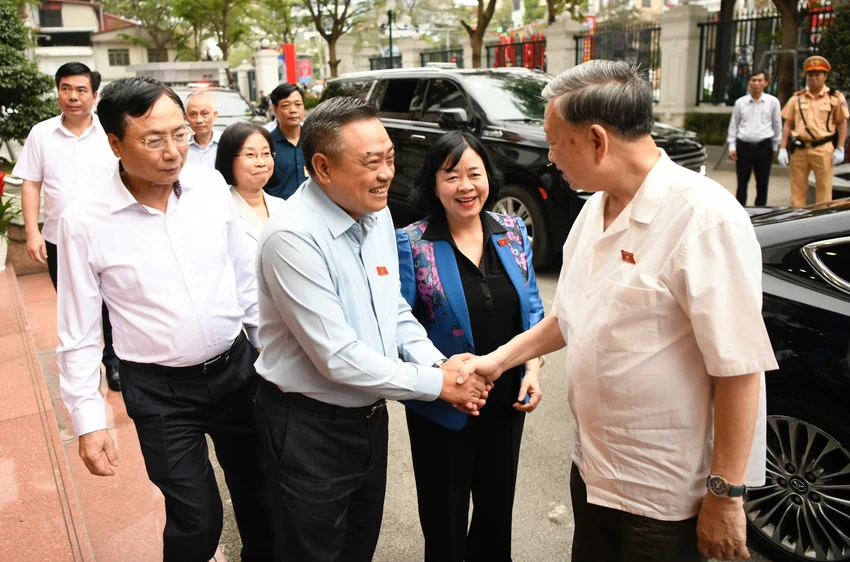 tong-bi-thu-3.jpg