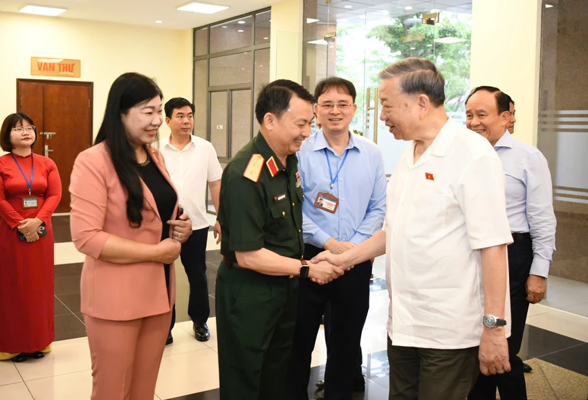 tong-bi-thu-7.jpg