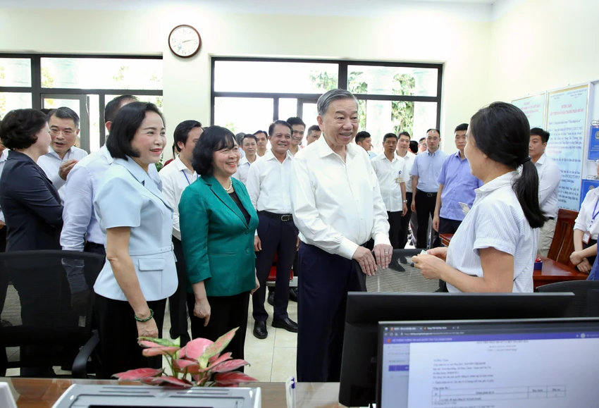 tong-bi-thu-to-lam-2.jpg
