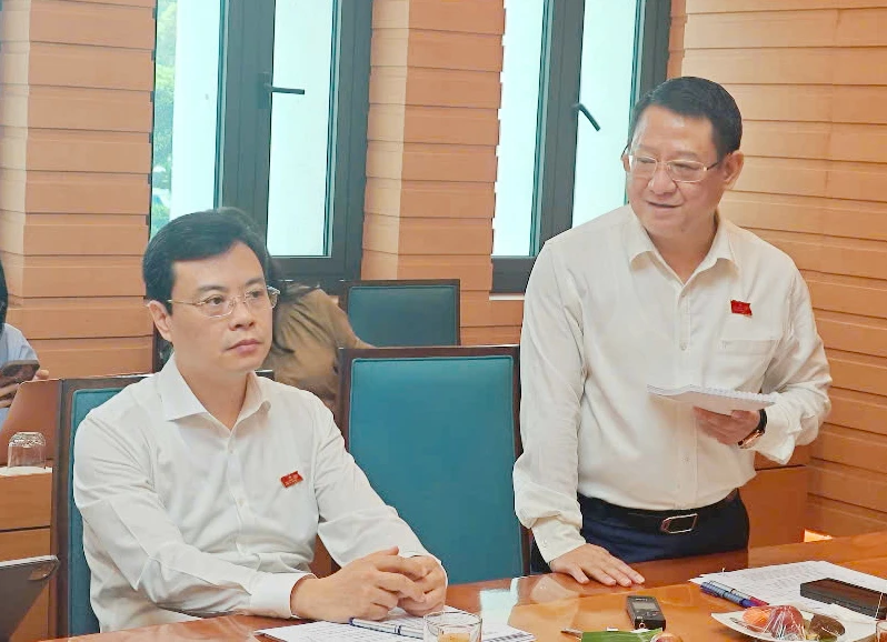chinh-quyen-2-cap-tuan.jpg