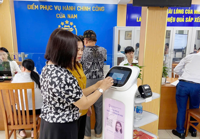 cong-chuc-robot-2.jpg