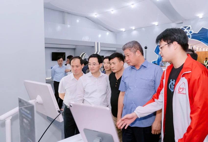 khong-gian-truyen-thong-va-sang-tao-ha-noi-2025-2.jpg