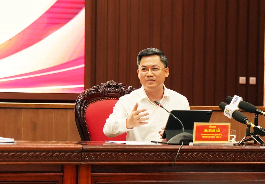 thanh-uy-ha-noi-hai.jpg