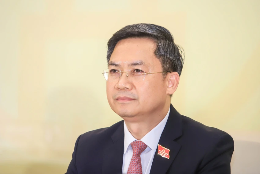 nhan-su-ha-noi-ha-minh-hai.jpg