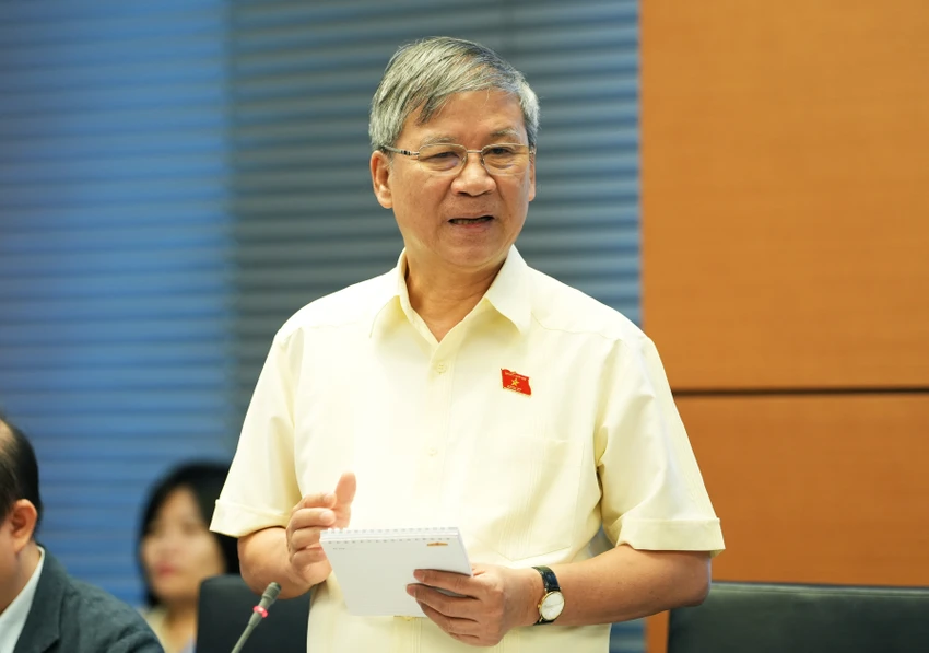 sach-giao-khoa-nguyen-anh-tri.jpg