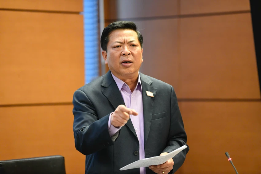 tran-hong-minh.jpg