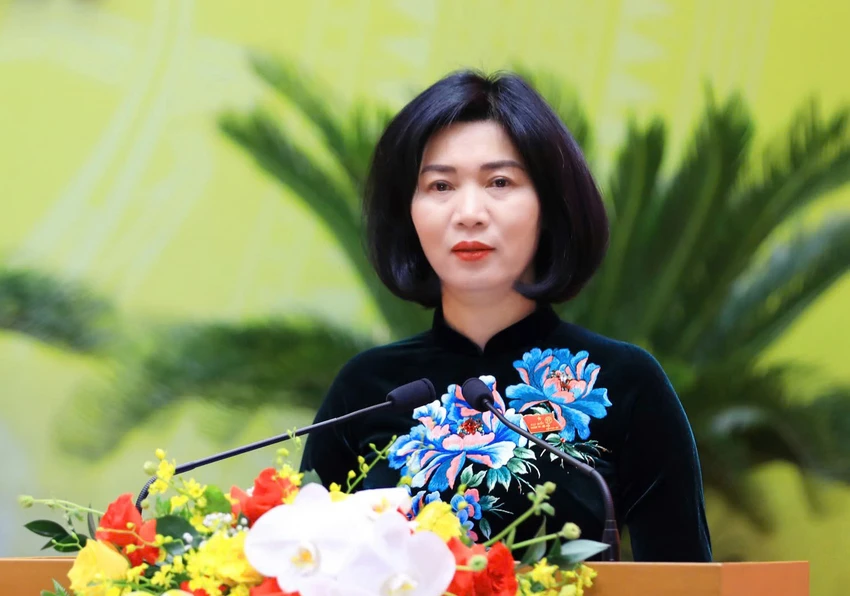 phung-thi-hong-ha.jpg