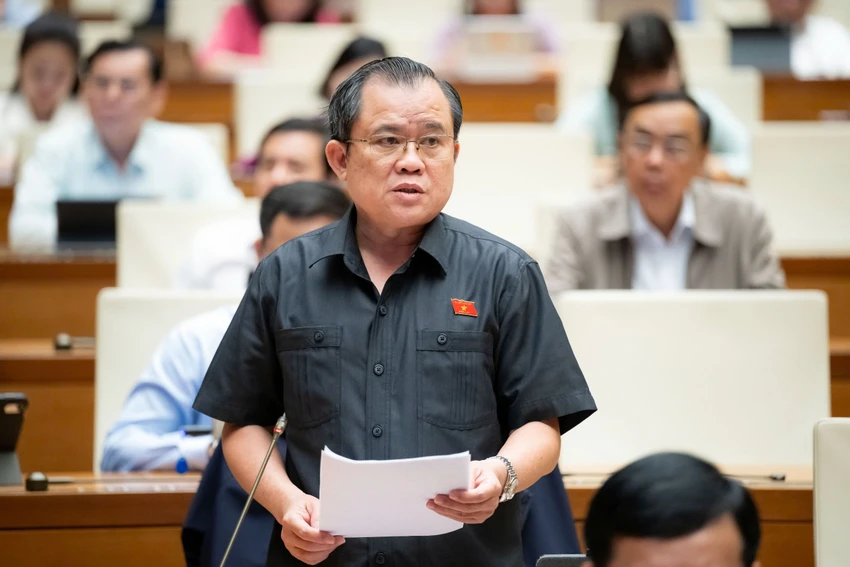 nguyen-tam-hung.jpg