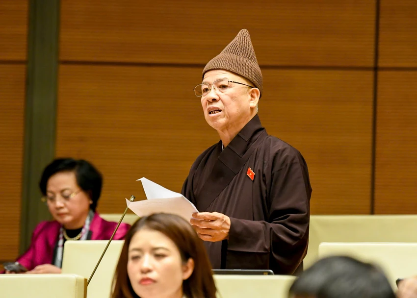 hoa-thuong-thich-thanh-quyet.jpg