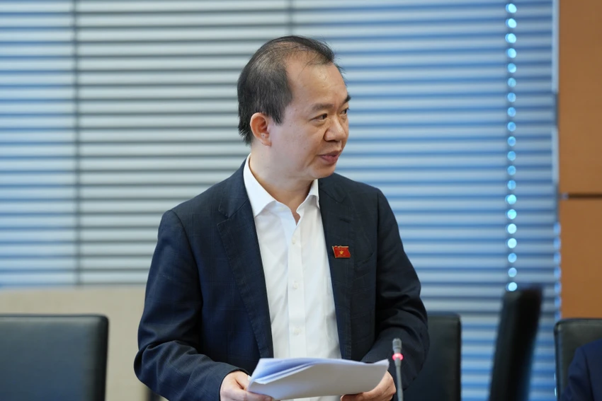 bui-hoai-son.jpg