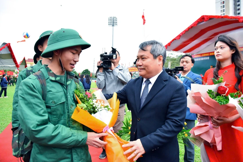 Ha-Noi-giao-quan-1.jpg