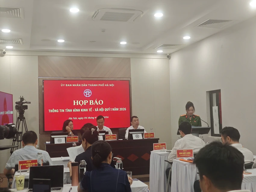 quan-canh-hop-bao.jpg