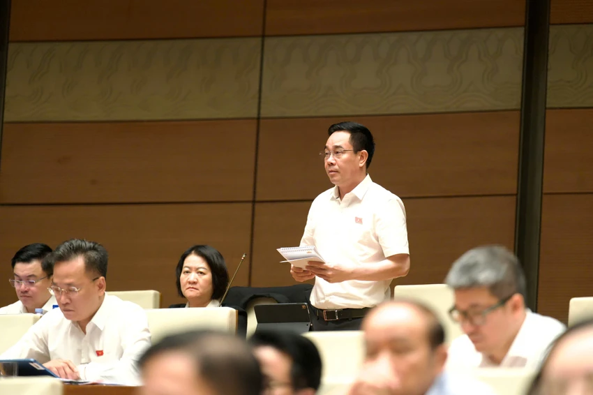 nguyen-van-huy.jpg