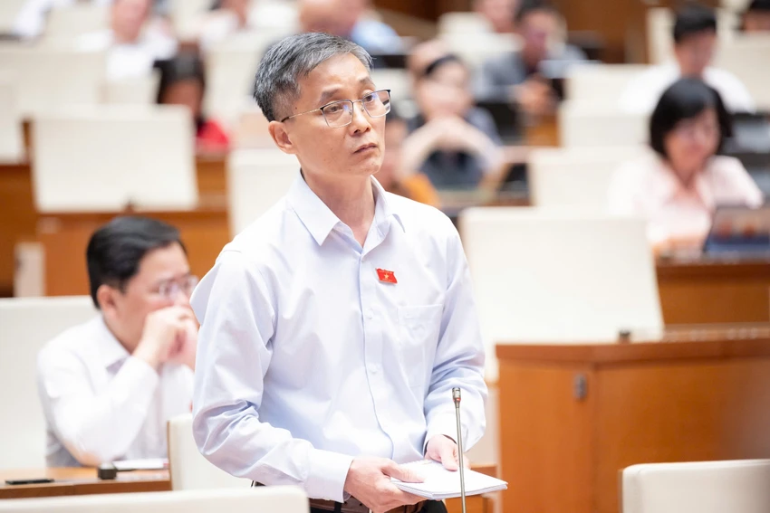 nguyen-khanh-ngoc.jpg