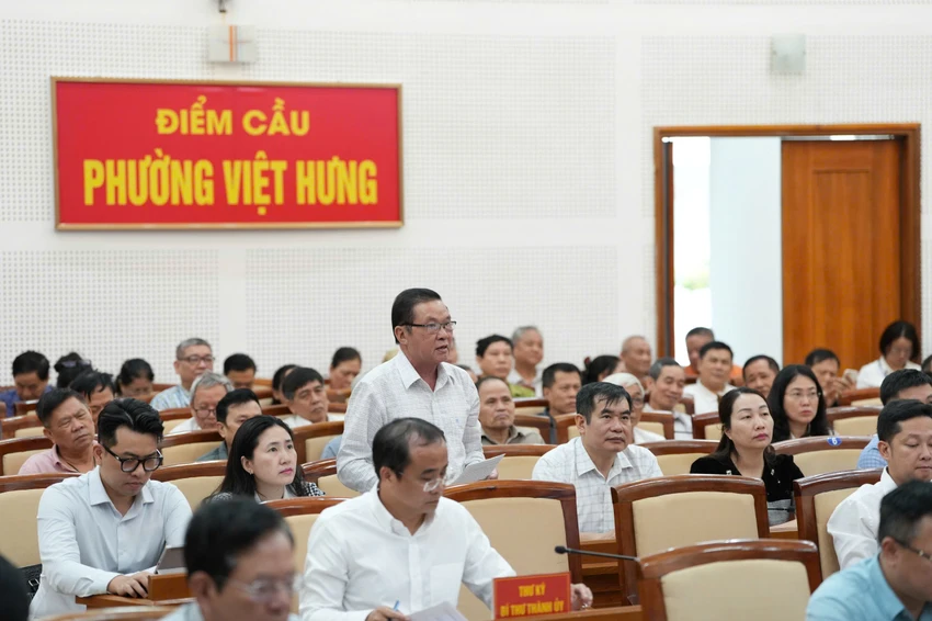 cu-tri-viet-hung.jpg