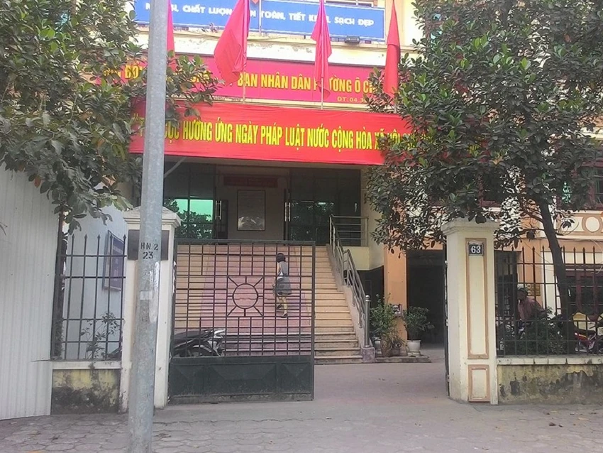 Trụ sở UBND phường Ô Chợ Dừa