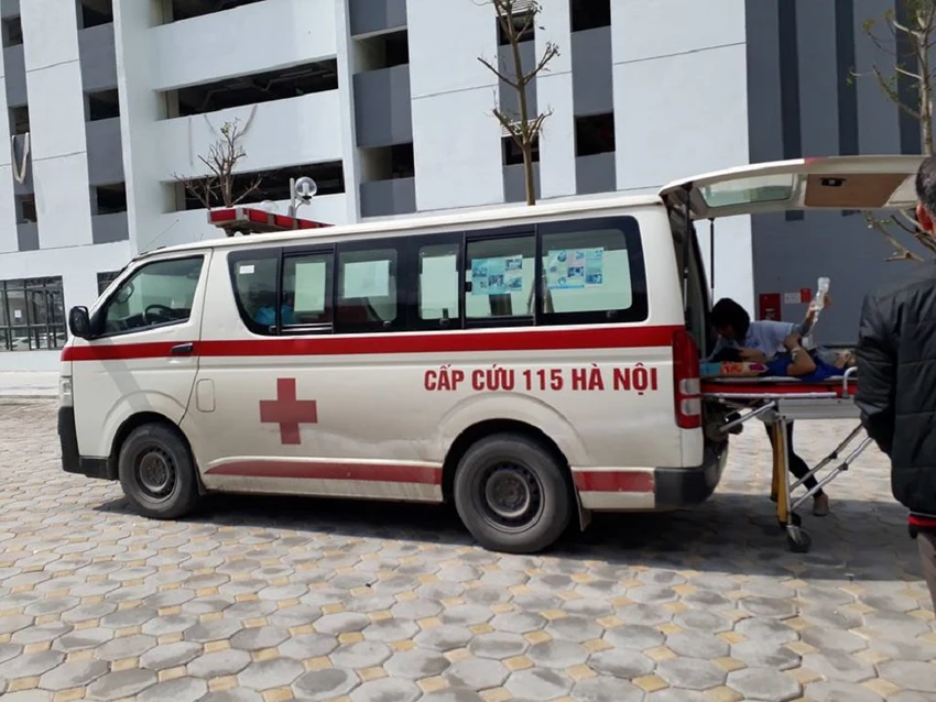 Hà Nội: Thùng phuy nổ như mìn, 1 người nguy kịch ảnh 2 Hà Nội: Thùng phuy nổ như mìn, 1 người nguy kịch ảnh 2