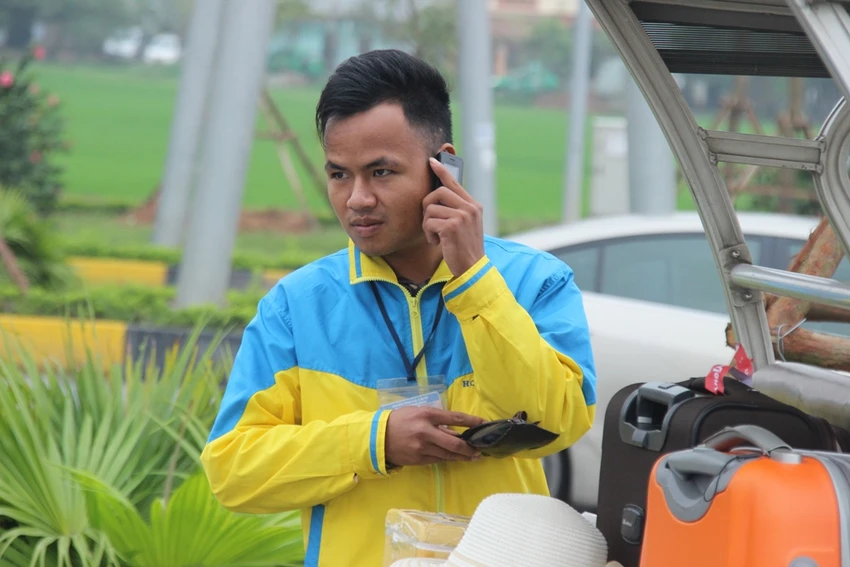 Xử phạt xe điện, khách nháo nhào bắt taxi ảnh 5 Xử phạt xe điện, khách nháo nhào bắt taxi ảnh 5