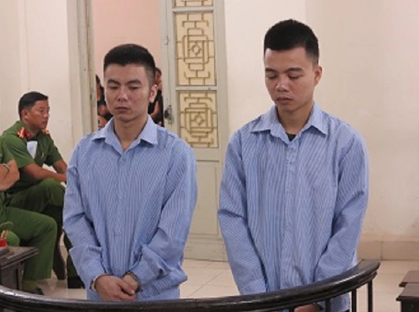chém đứt cổ đối phương
