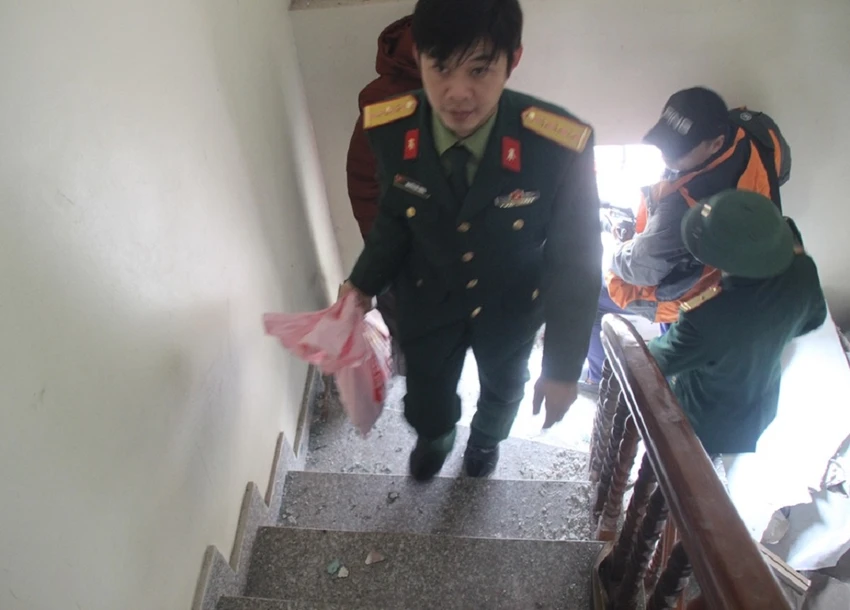 Vụ nổ Bắc Ninh: Công an làm việc với chủ kho phế liệu ảnh 2 Vụ nổ Bắc Ninh: Công an làm việc với chủ kho phế liệu ảnh 2