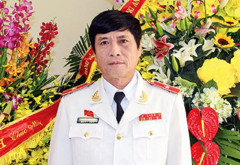 Vụ ông Nguyễn Thanh Hóa: Đình chỉ công tác nhiều cán bộ ảnh 1