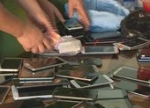 Ra tù rủ nhau đột nhập hàng loạt cửa hàng