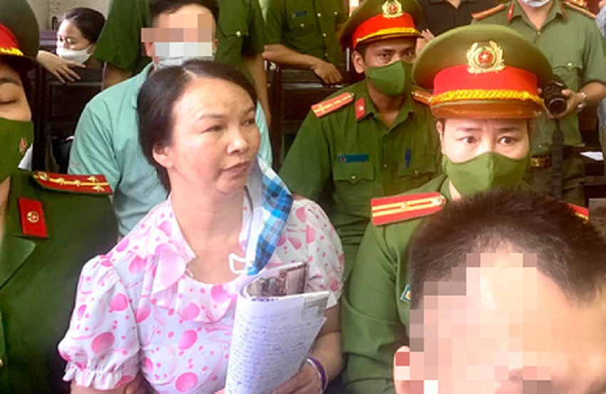Tòa cấp cao quyết định hủy một phần bản án sơ thẩm, yêu cầu điều tra lại việc mẹ nữ sinh giao gà ở Điện Biên liên tục kêu oan trong vụ án mua bán trái phép chất ma túy. Ảnh: VŨ NGA
