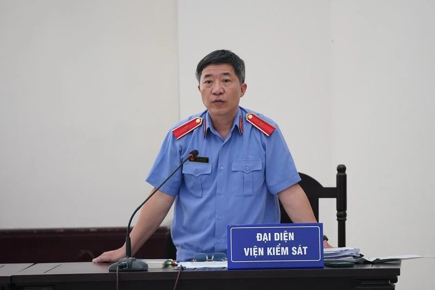 Đại diện VKS tham gia phiên phúc thẩm. Ảnh: UYÊN TRANG